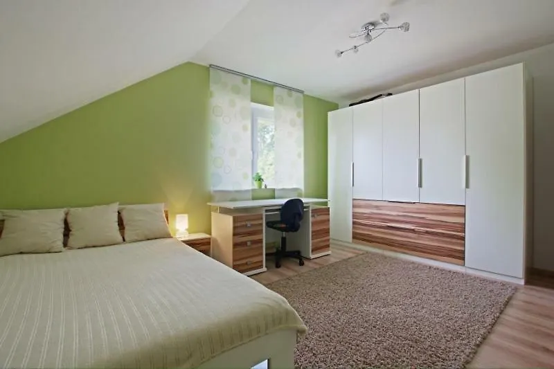 ホームステイ Private Rooms ハノーファー